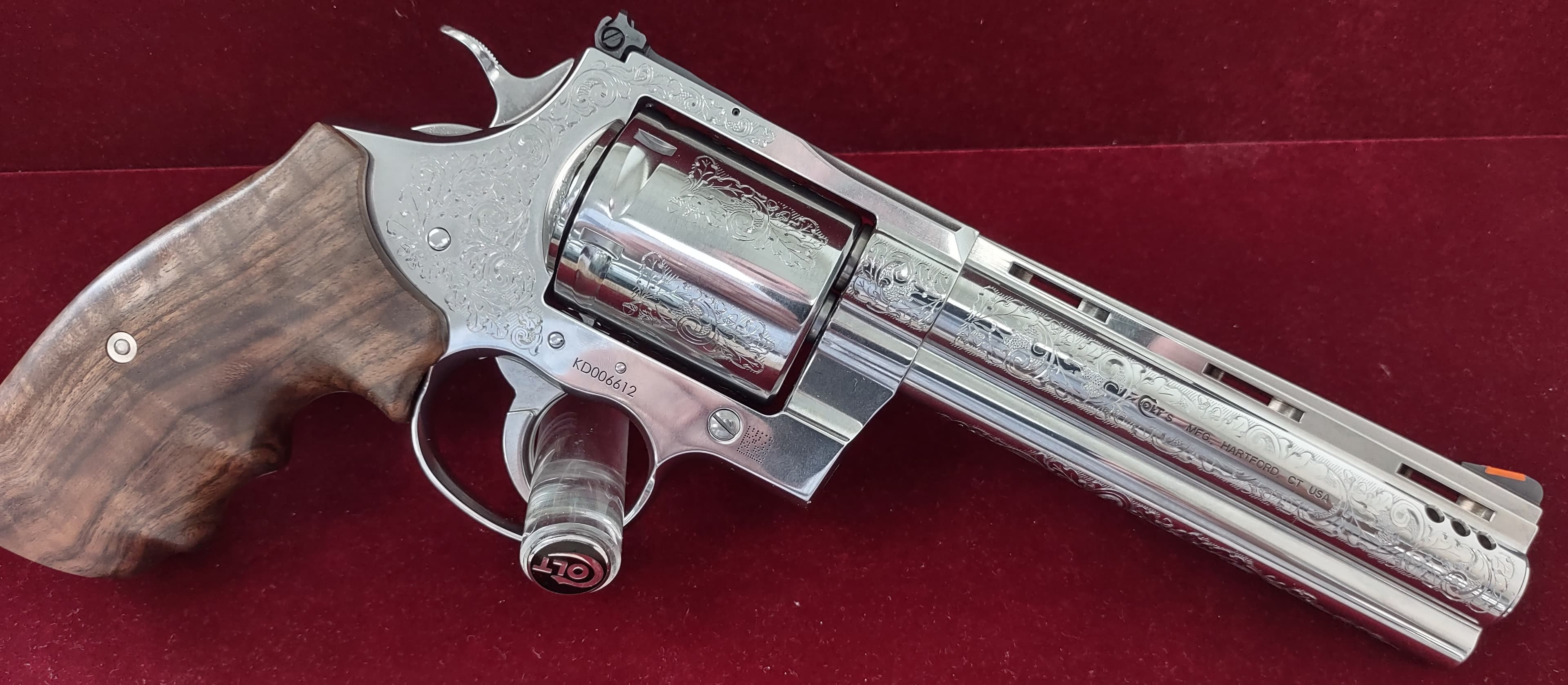 Colt, Kodiak, .44 Magnum, 6 inch Barrel, 6 Rounds, Stainless Engraved